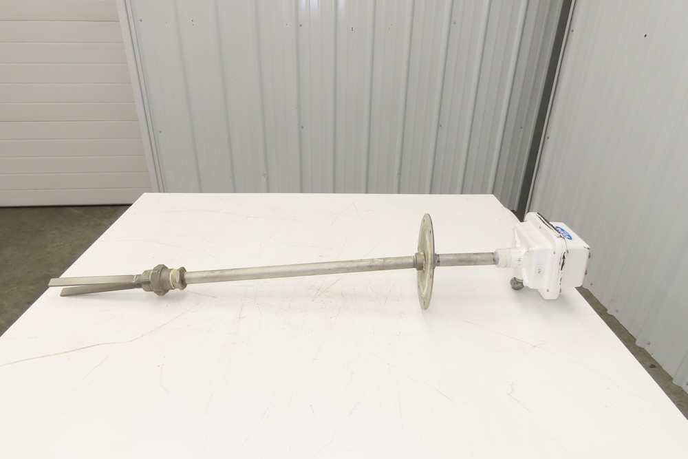 Bindicator LP11A1DA30 Pulse Point Vibrating Fork Level Sensor 31" Probe 8"Flange