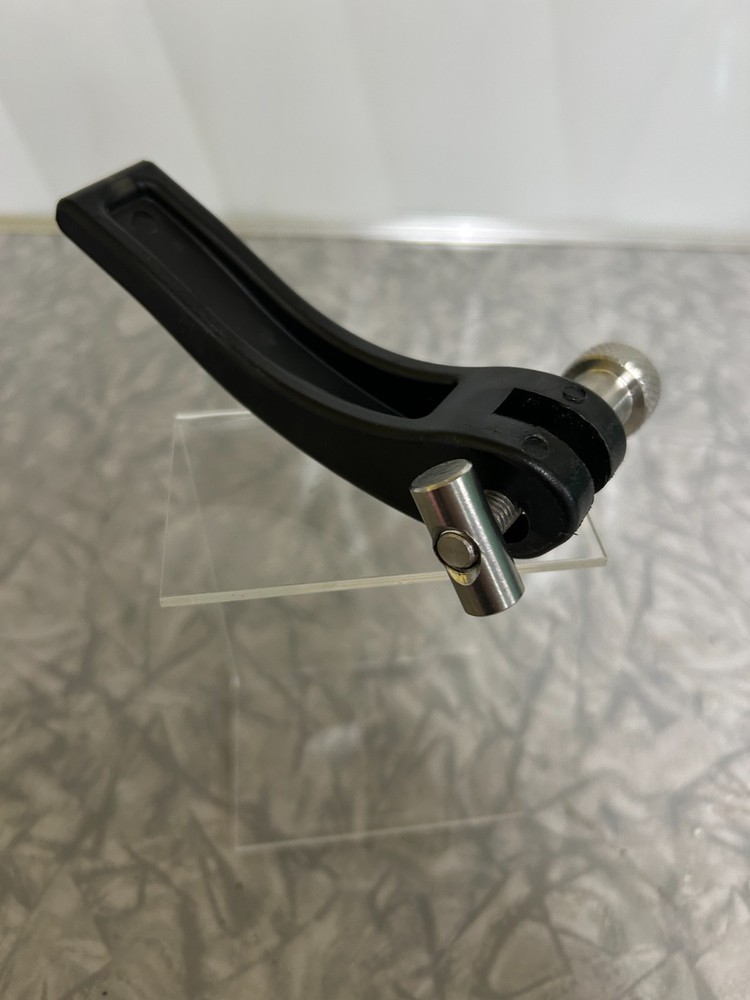 Springfield Marine Pedestal - 3 Stage Table *REPLACEMENT handle* PART ONLY