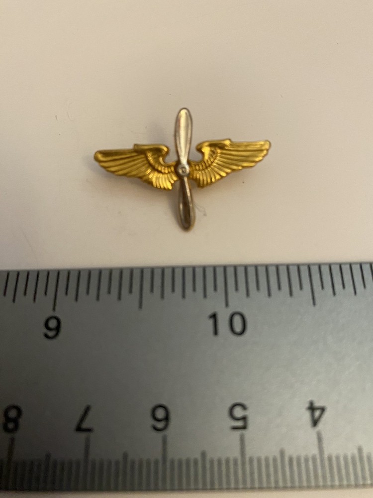 Aviation Propeller Lapel Pin P17