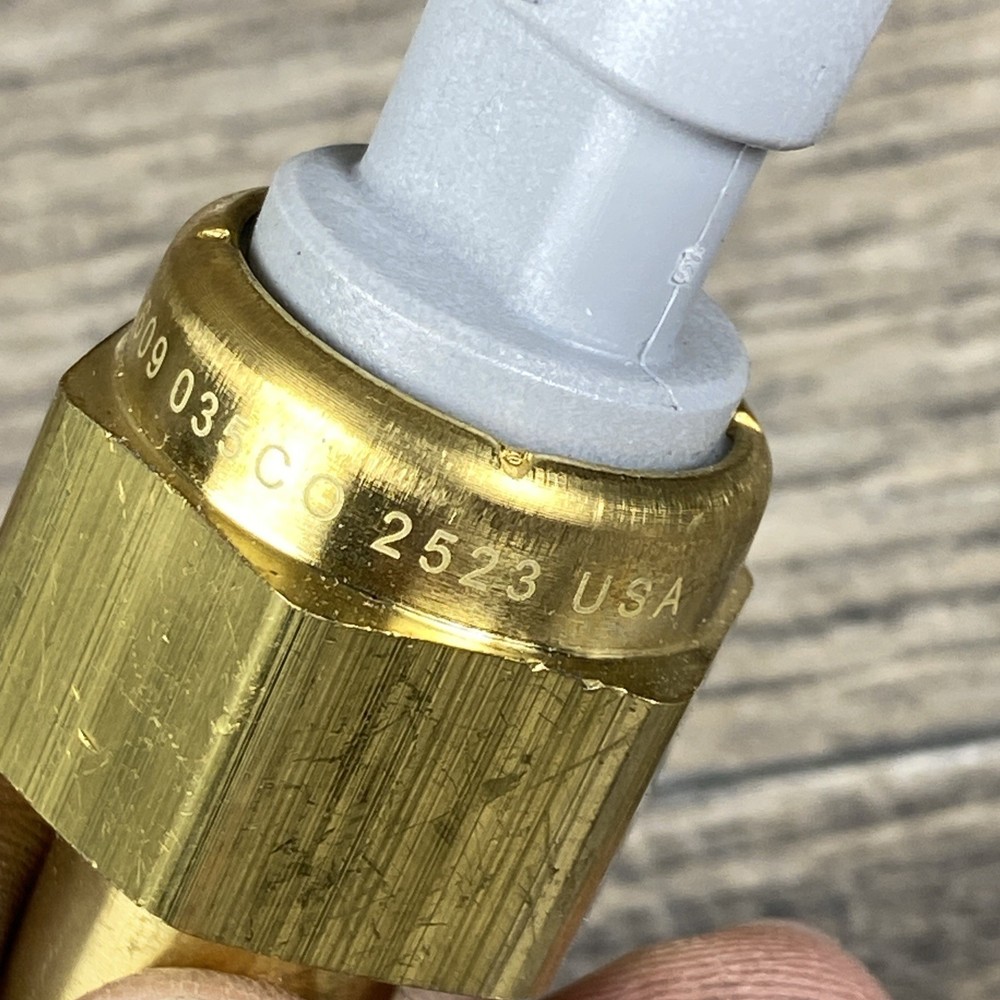 ORIGINAL CUMMINS 3408609 PRESSURE SWITCH