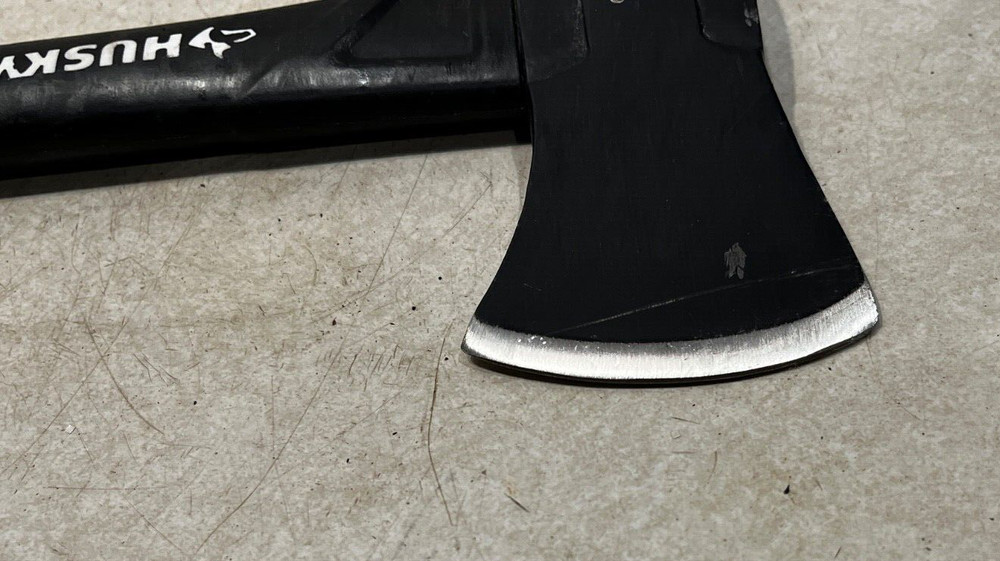 HUSKY 1.25 LB CAMP AXE