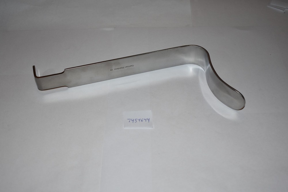 1 PC DELTOID RETRACTOR 8" BLADE WIDTH 30MM
