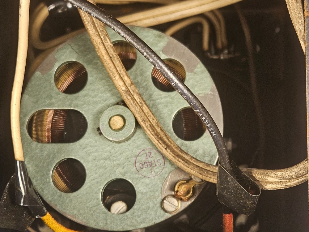 Vintage Standard Electrical Adjust-A-Volt Variable Transformer Variac Untested