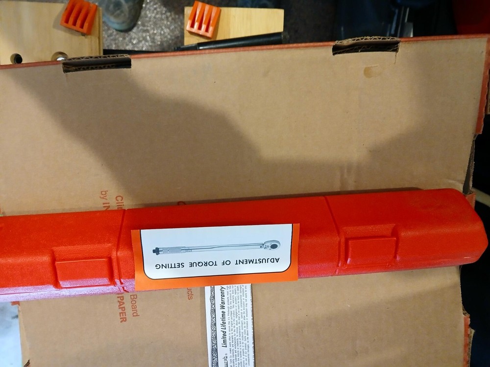 new 1/2 inch torque wrench with hard plastic case