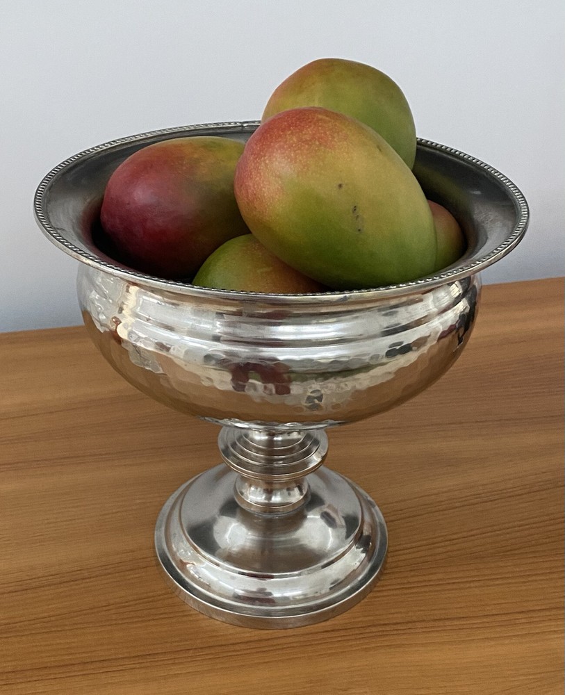 Stunning Silver-Plated Hand-Hammered, Footed Pedestal Fruit Bowl/Cachepot
