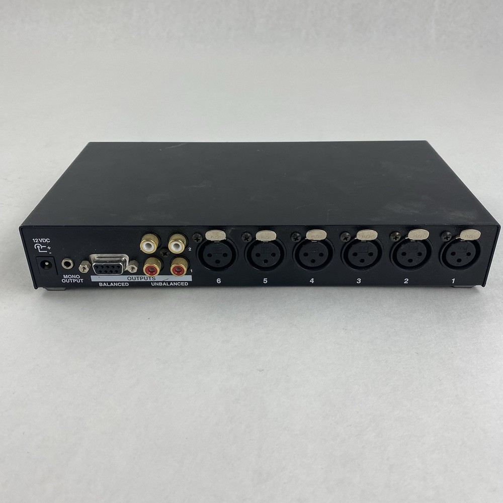 BIS MX 2-4 6 Input Audio Mixer No AC Adapter Untested