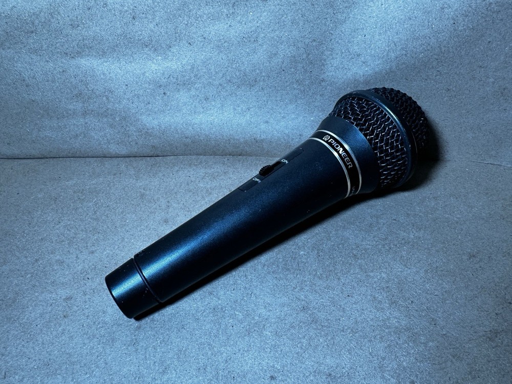 Pioneer DM-V210 Uni-Directional Dynamic Wired Microphone