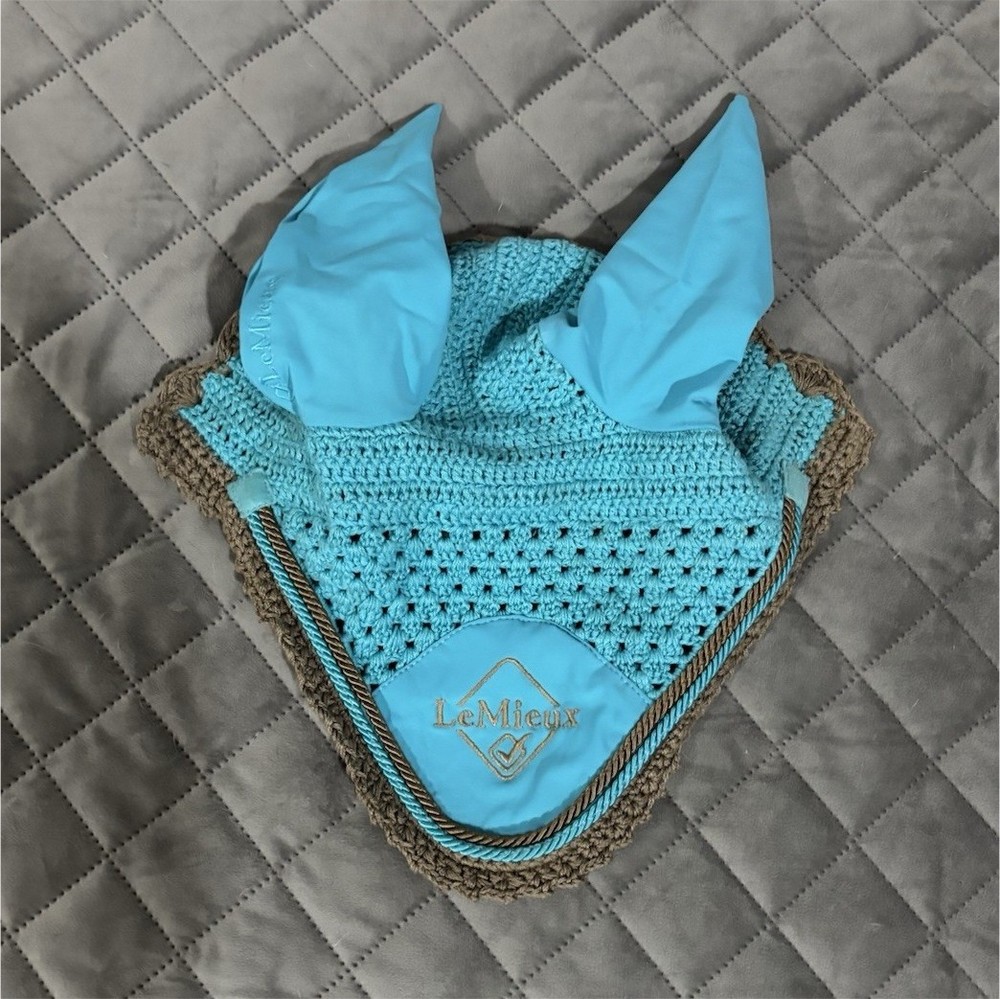 LeMieux Azure Bonnet