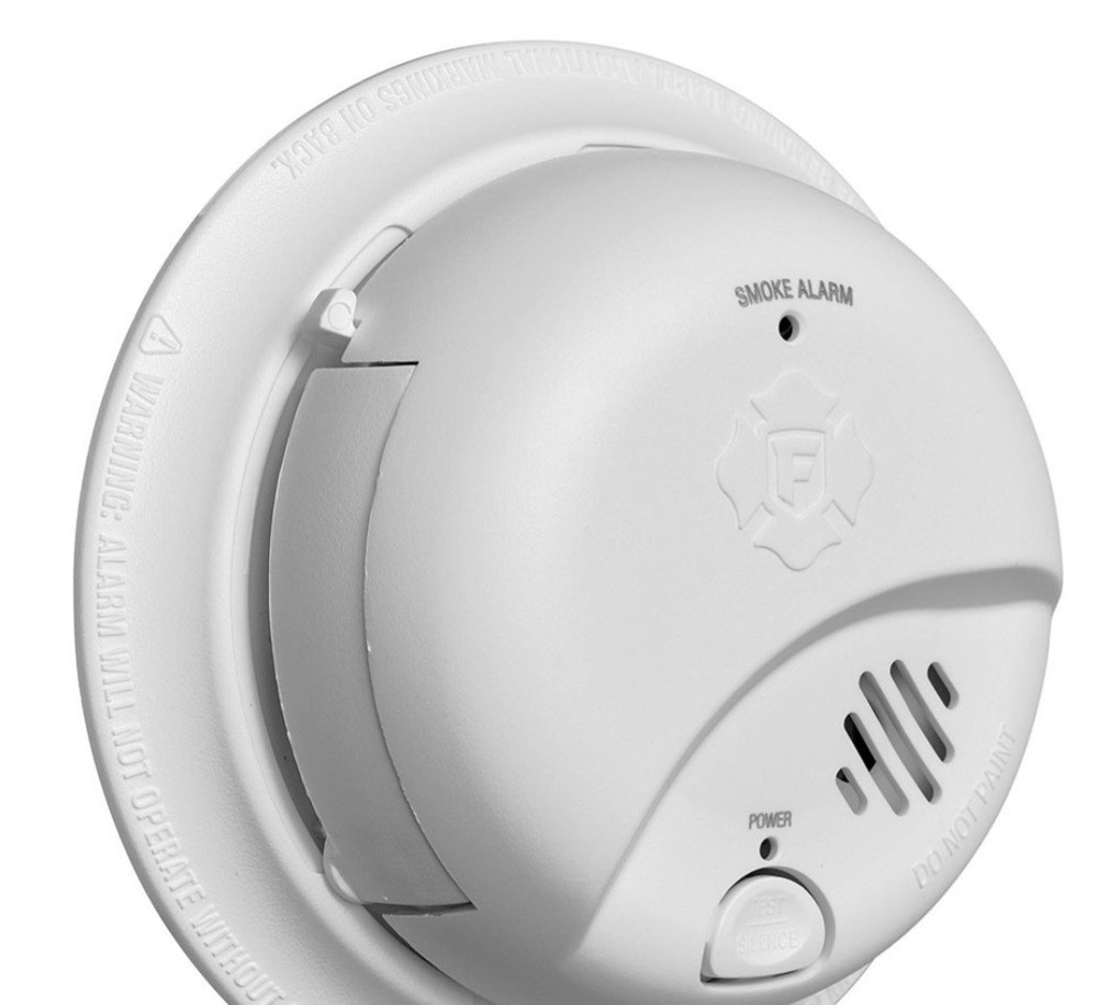 First Alert Smoke Alarm Model SM 100 NEW  (White)