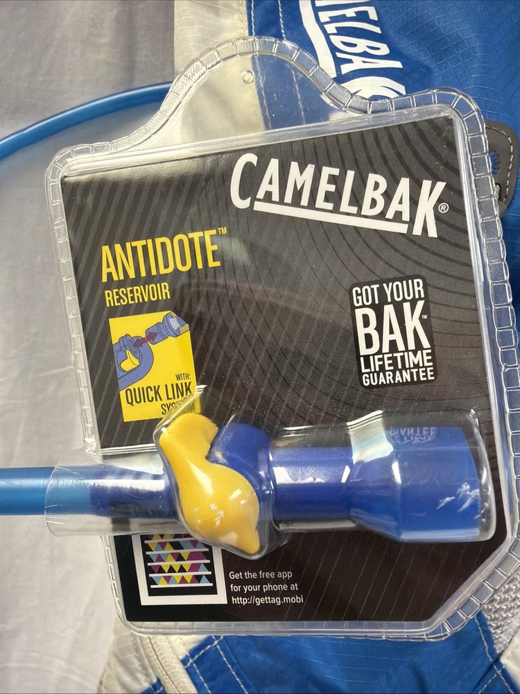 Camelbak Octane 2 Liters 70 Oz. White/ Atomic Blue Backpack