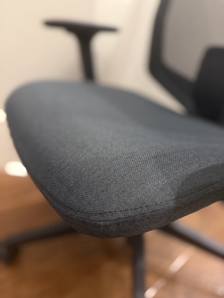 Herman Miller Versus Chair Loaded
