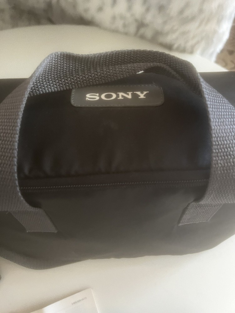CPJ-D500 Sony LCD Projector w/ Case & Cables - Clean & Fully Functional!