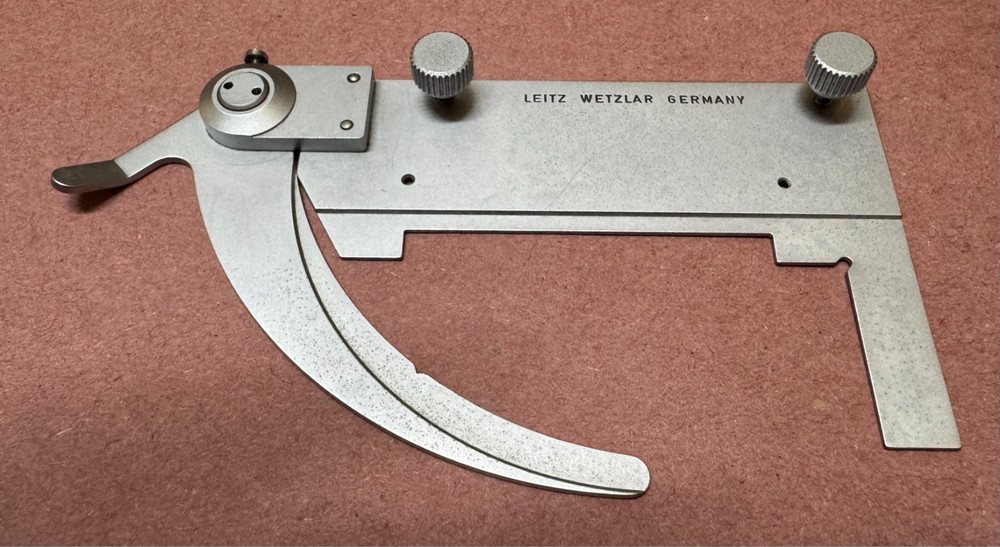 Leitz Microscope Specimen Slide Clip Dialux Laborlux