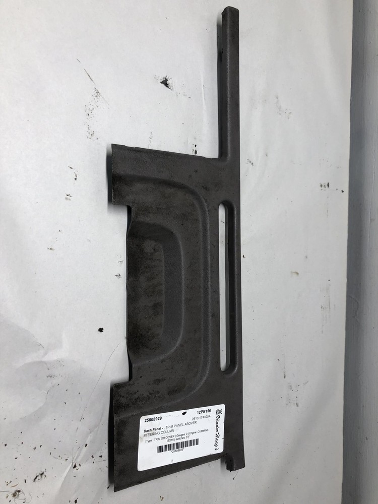 2006-2015 Peterbilt 386 TRIM OR COVER Dash Panel - Used