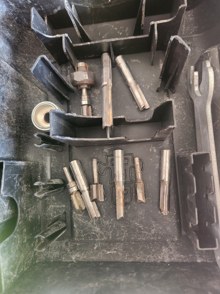 Porter Cable Router, New Bits,Collets and Circle Template