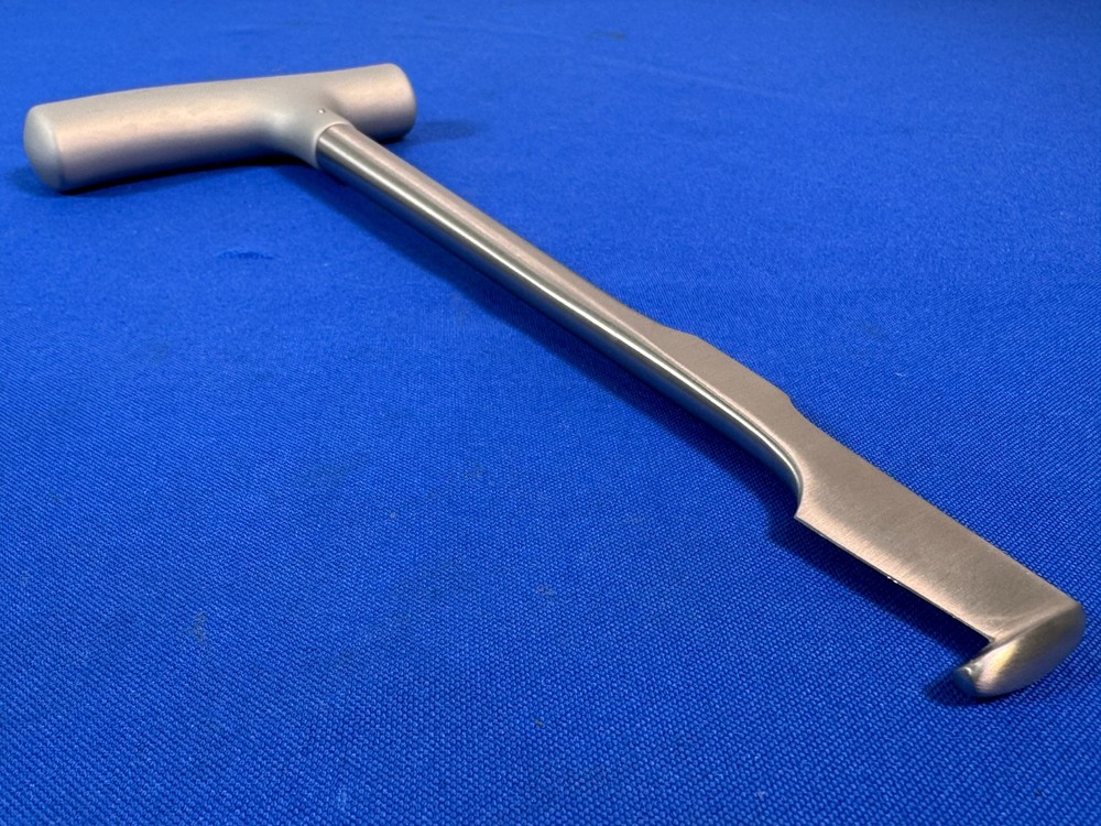 Aesculap FB918R Lebsche Sternum Chisel