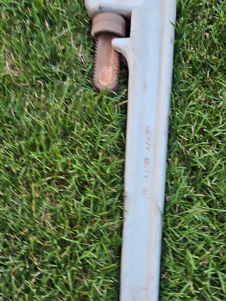 Valley 36" Aluminum Pipe Wrench Rust Proof, Reduced Weight