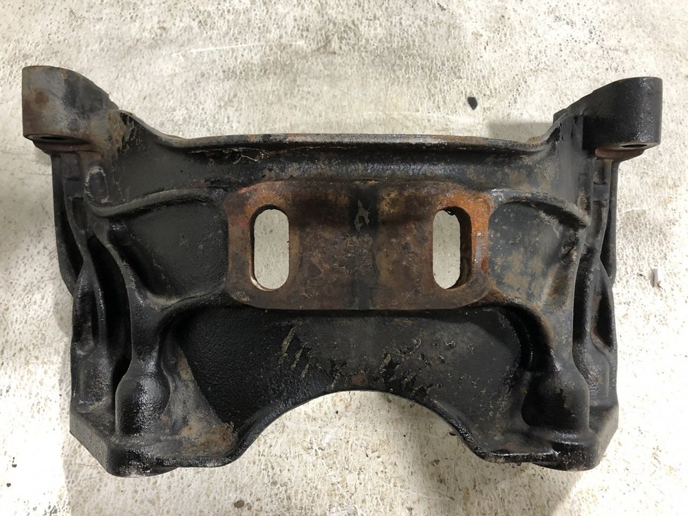 Detroit DD15 Engine Mount - Used