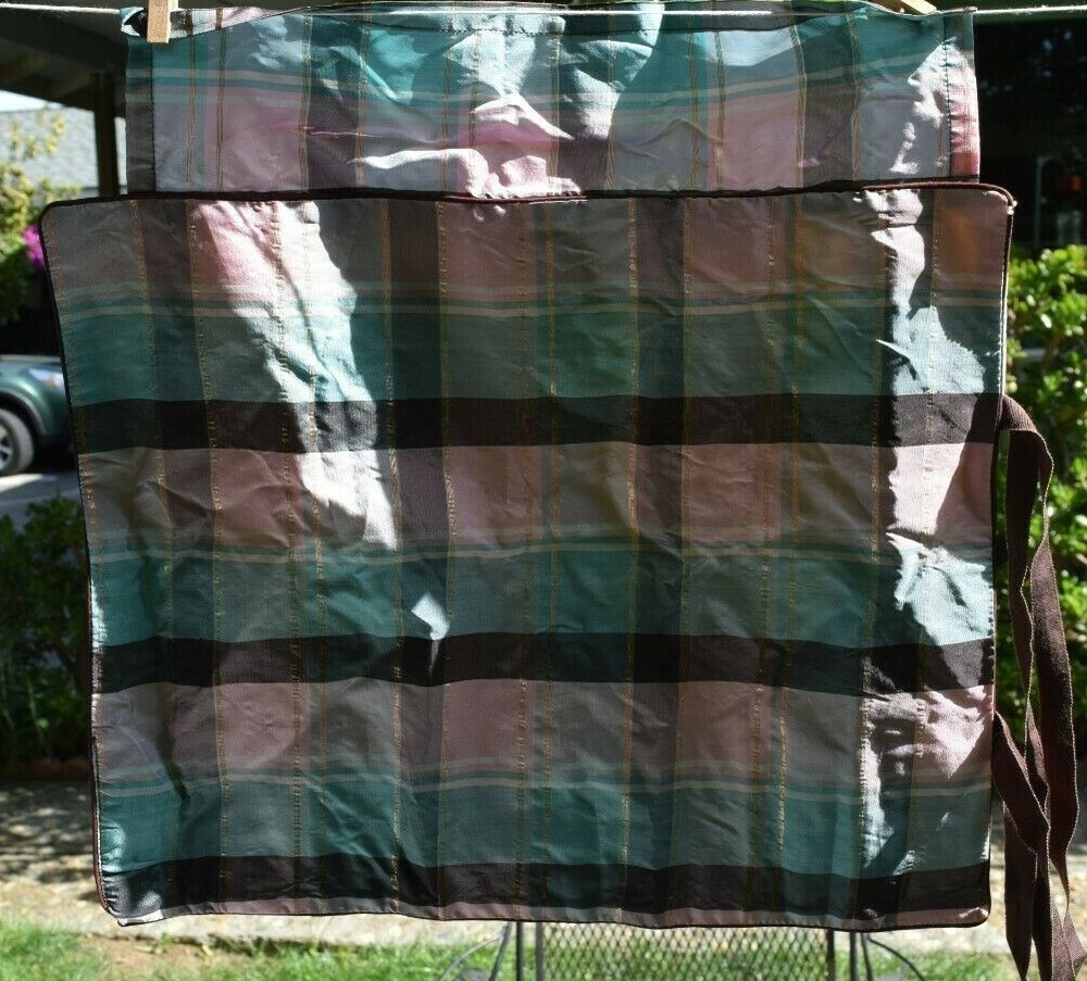 Assorted Size Knitting Needles & Storage Case 17 slots Roll Up & Tie Style Plaid