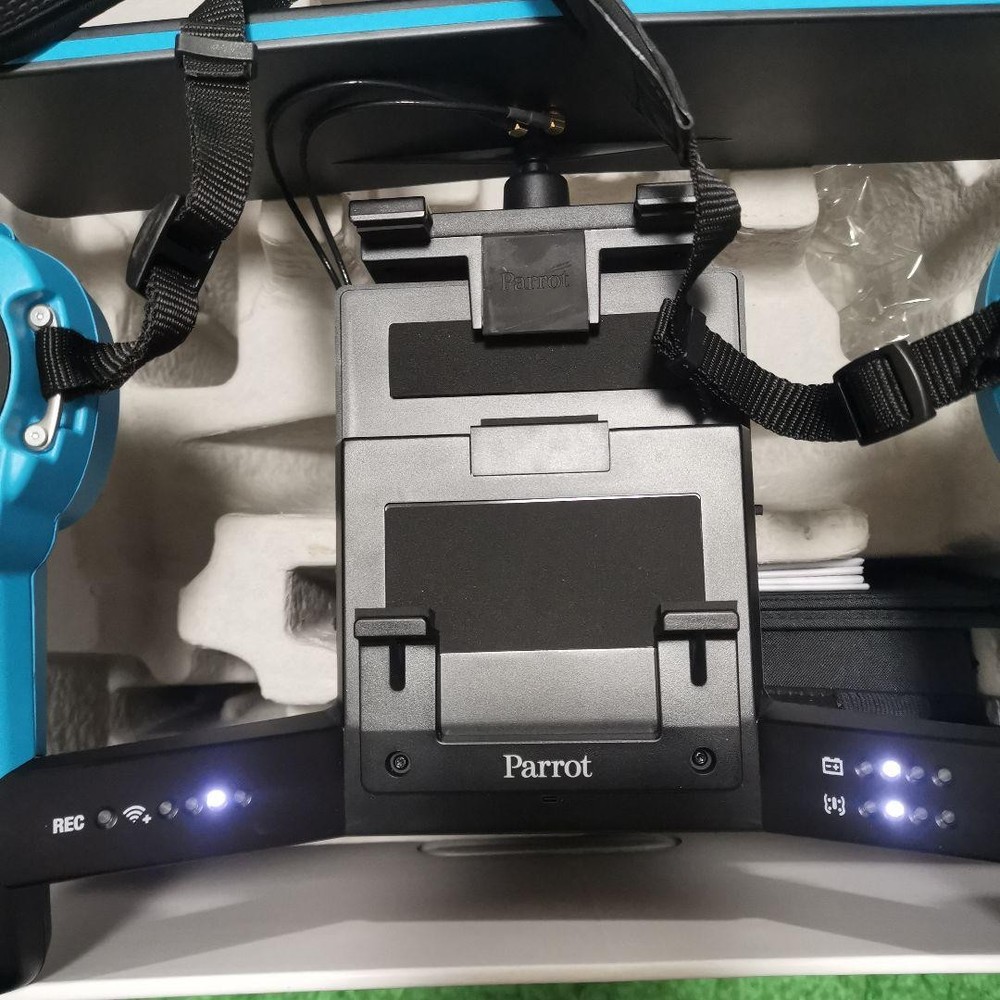 Parrot Bebop Drone Skycontroller Set Fpv Quadcopter With Camera Remote Control