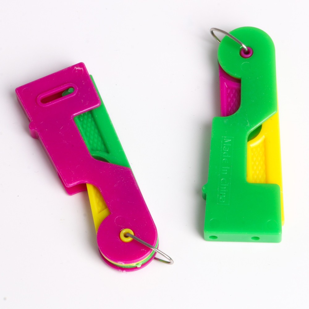 2pcs Sewing Needle Automatic Threader Device Thread Guide Tool for Elderly Use
