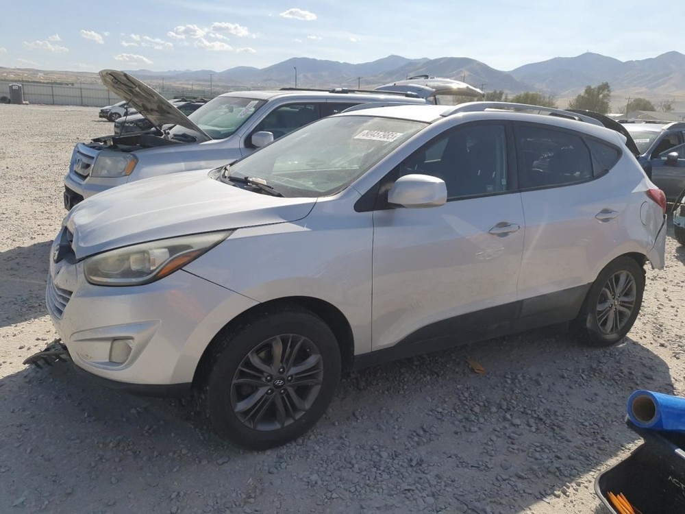 Driver Left Front Spindle/Knuckle ABS Fits 14-15 TUCSON 2514454