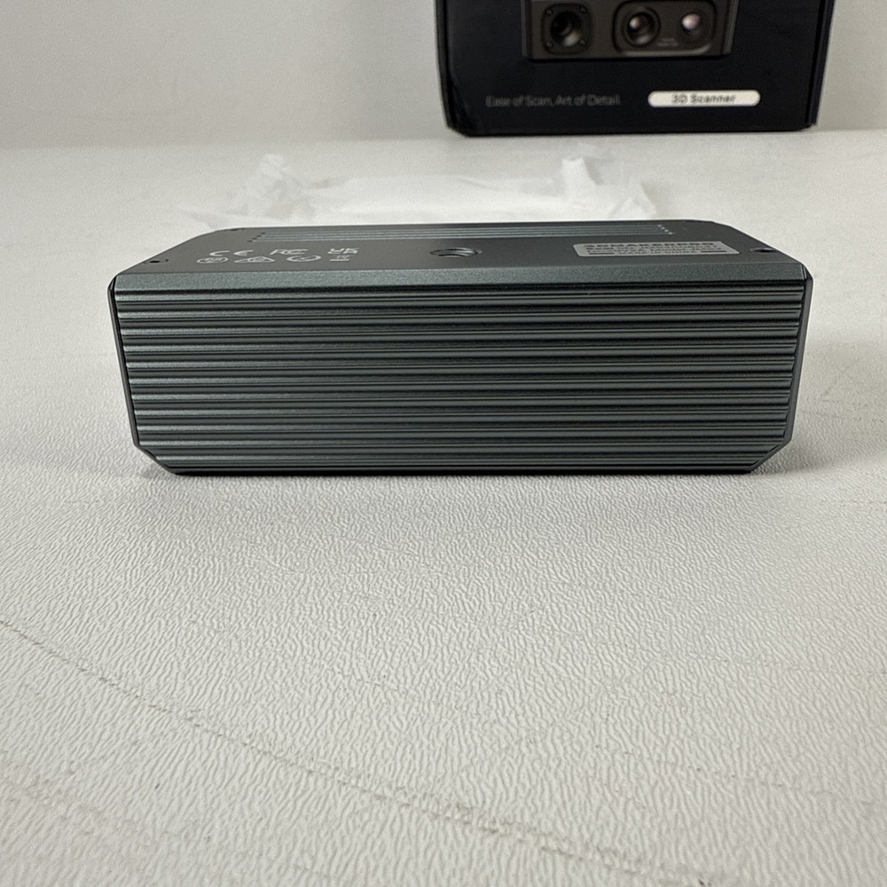 3DMAKERPRO Seal 3D Scanner (Seal Version, not the Seal Lite Version)