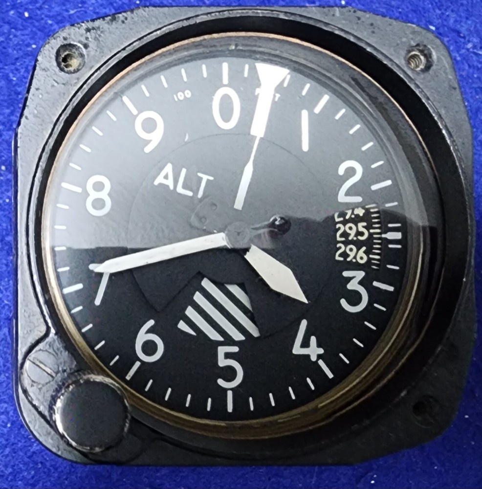 AIM 300 Horizon Reference Indicator TSO C4c 1967