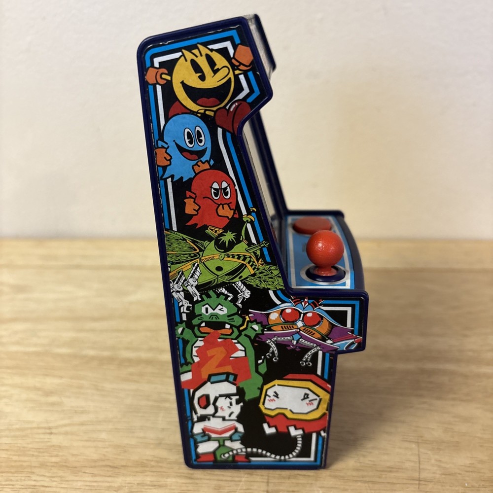 Stranger Things Palace Arcade Hasbro Mini 20 Game Unit Working See Description