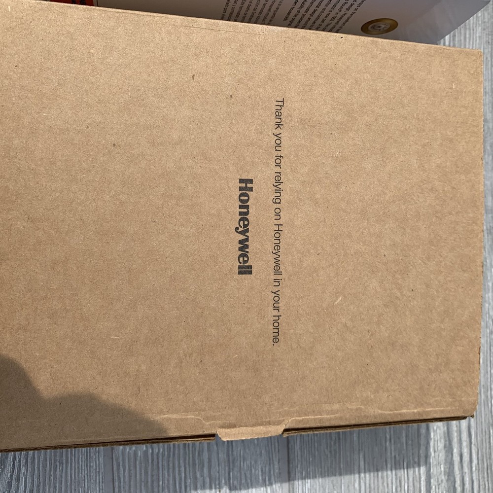 Honeywell Home Horizontal Non-Programmable Thermostat