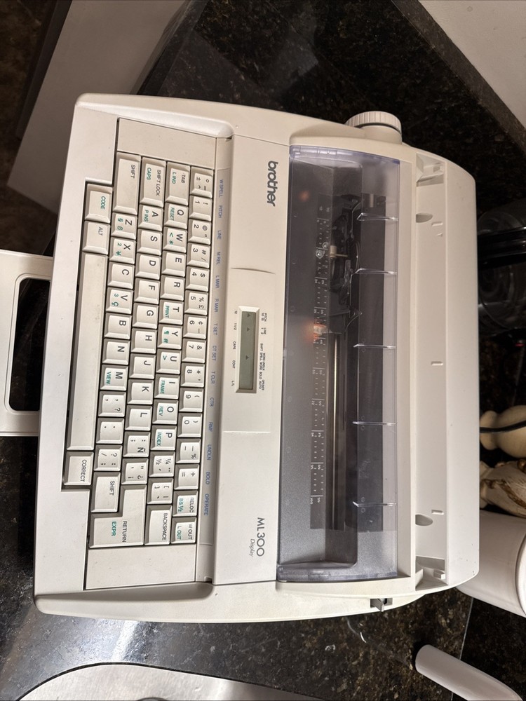 Brother ML-300 Electronic Display Typewriter Tested & Working Good Condition