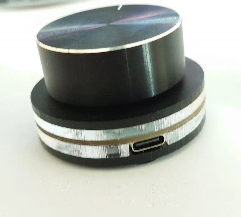 Prorgammable RGB USB Volume Controller Customized Support Shortcut Keys Macro