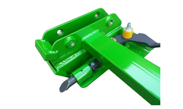John Deere 80 to Skid Steer Quick Attach Hitch Adapter
