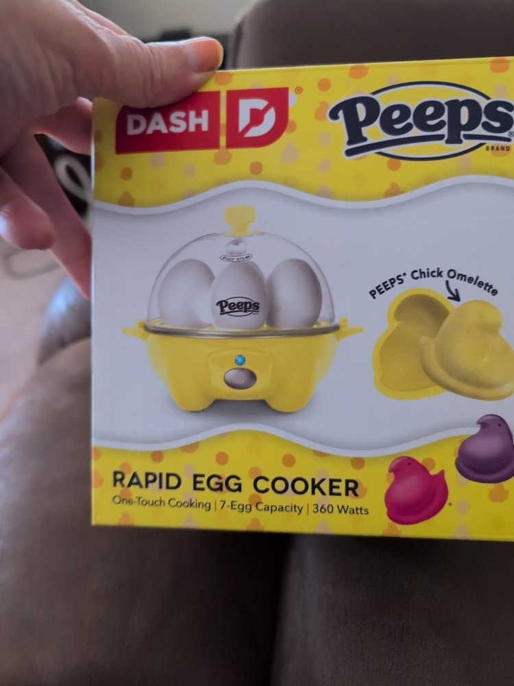 PEEPS Yellow  DASH Rapid Egg Cooker Free Ship