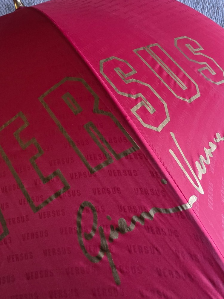Giani Versace Versis Red Umbrella Limited Edition