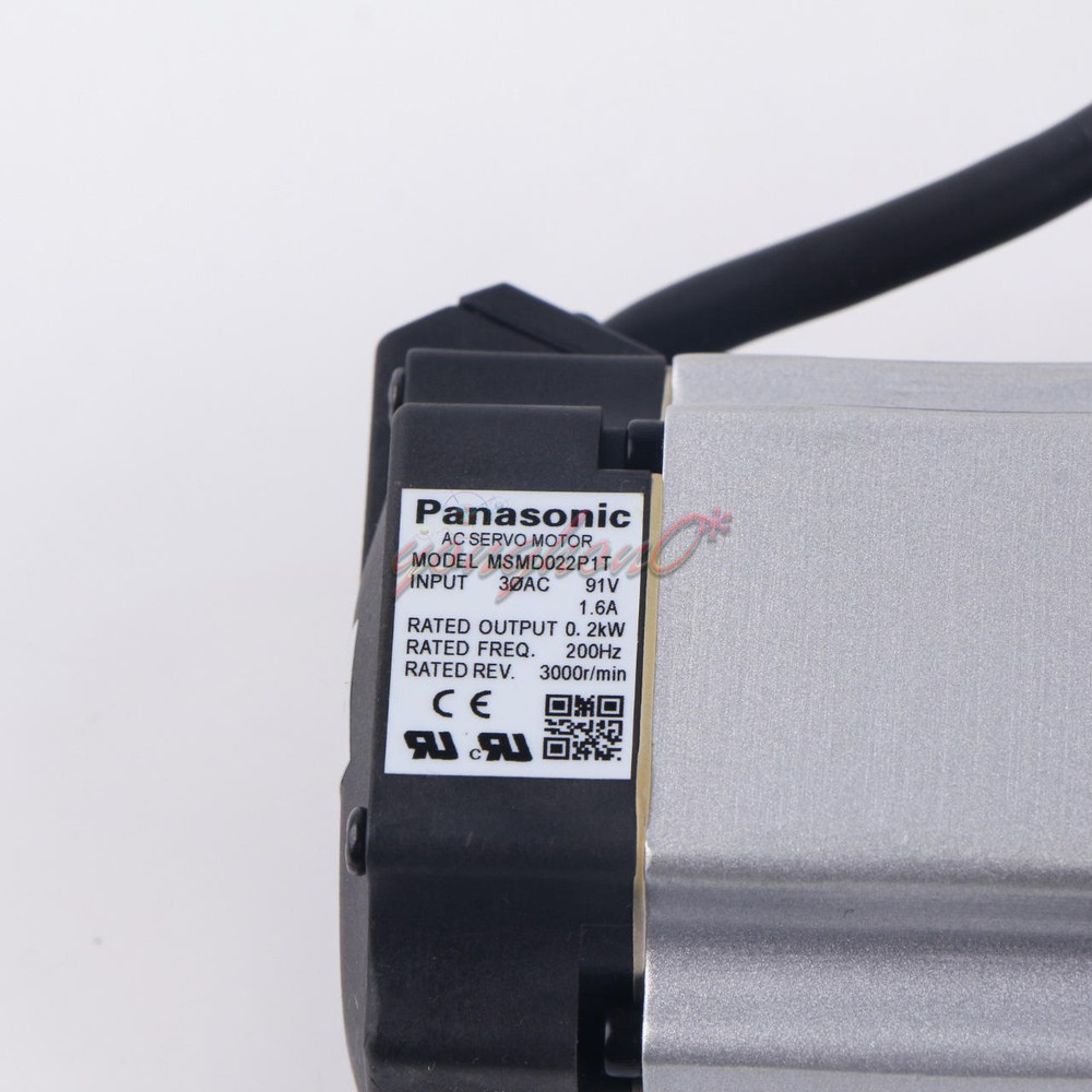 One Panasonic AC Servo Motor MSMD022P1T New In Box
