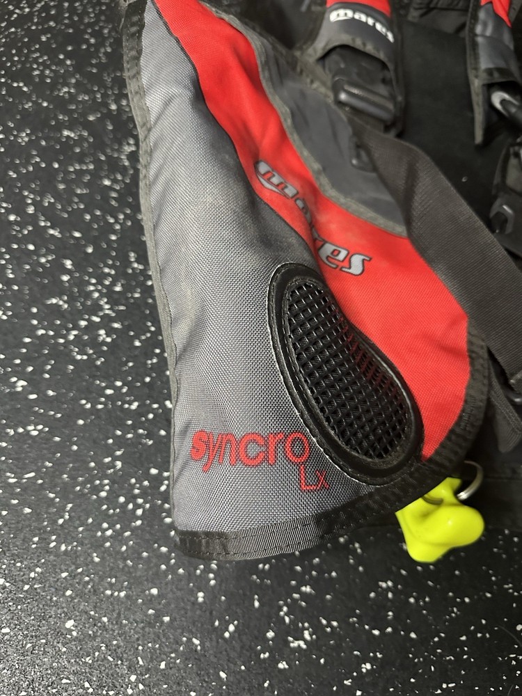 Mares Synchro Lx Diving BCD Vest Size Medium Nylon Red Gray Black