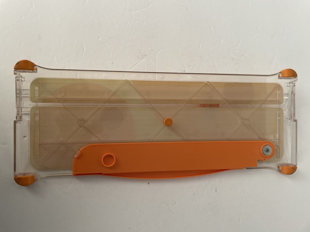 Fiskars Portable Cutting Board Tabletop