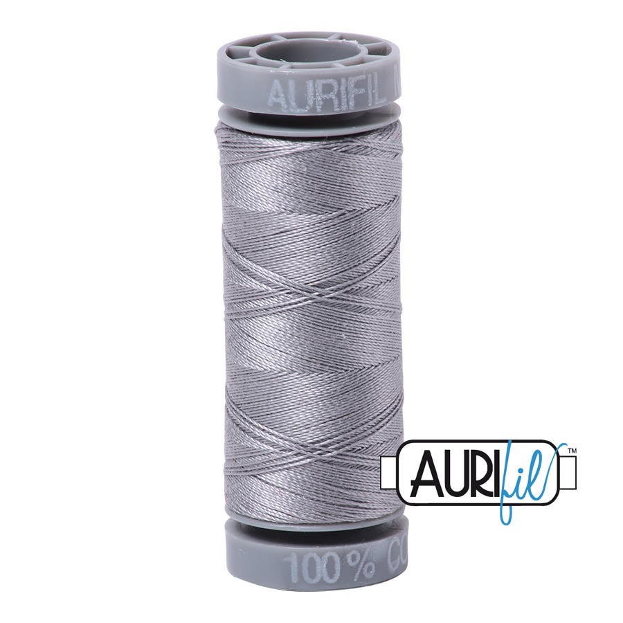 Mist 2606 | 28wt Small Spool 100M / 109Y | Aurifil