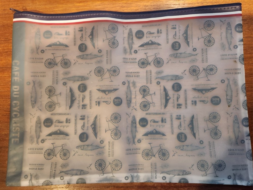 Cafe Du Cycliste Zip Bag