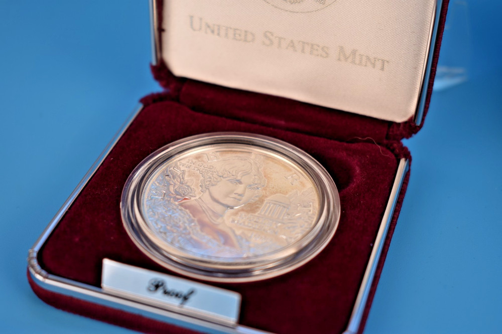 1999 Dolley Madison Silver Proof $1 Commem w/ Box & COA