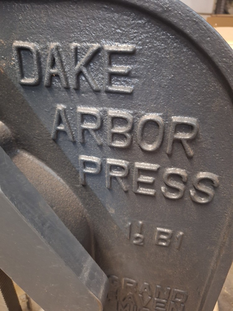 Dake Arbor Press: 1-1/2" Ram, 3 Ton Pressure, 902002