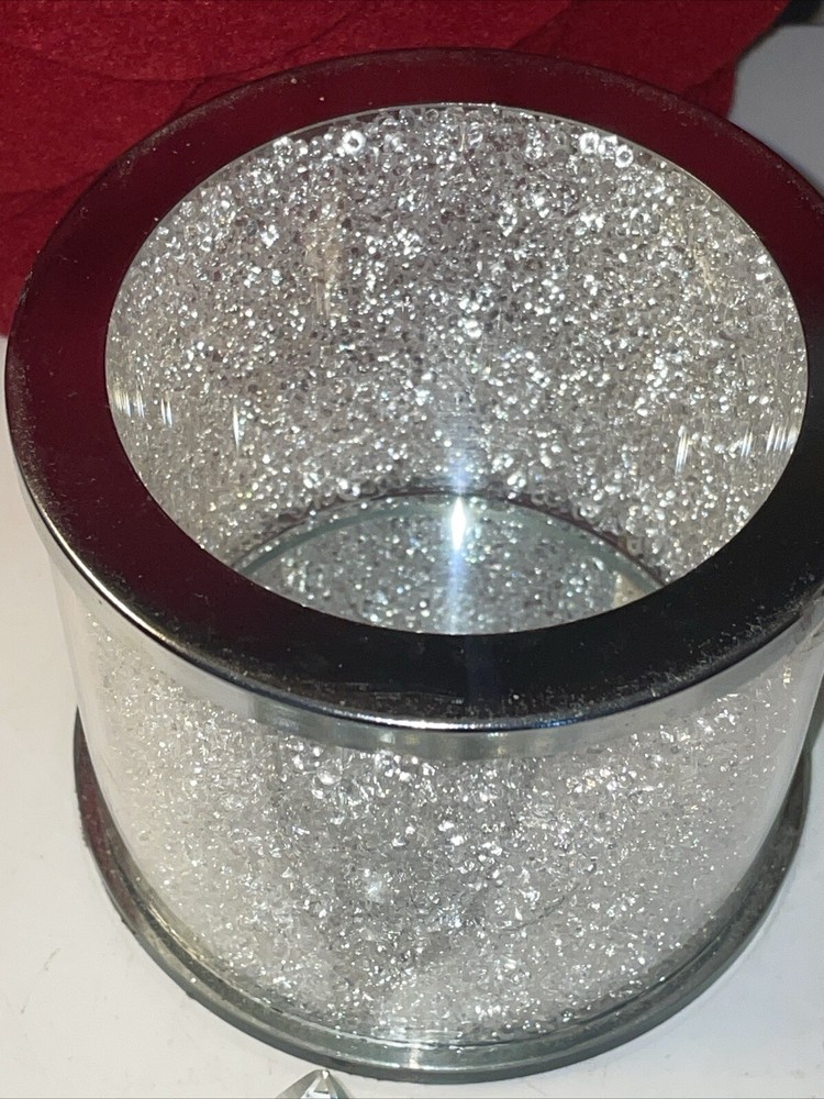 Crystal 5" Round Lotus Box, Silver