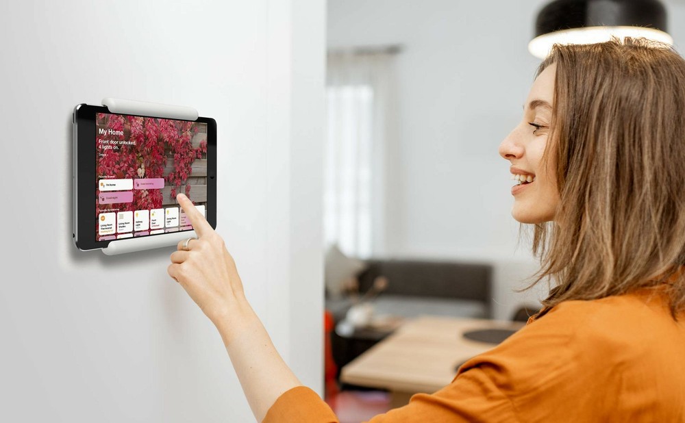 iPad Wall Mount - elago® Home Hub Wall Mount [White]