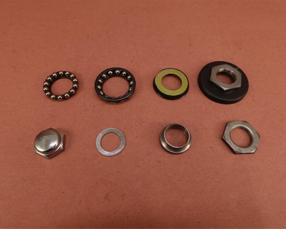 2014 11-17 Triumph SPEEDMASTER Triple Tree Steering Nut
