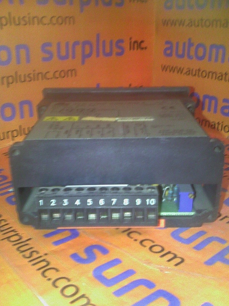 RED LION CONTROLS APLVA400 115VAC VOLTMETER QUANTITY!! WOW!!