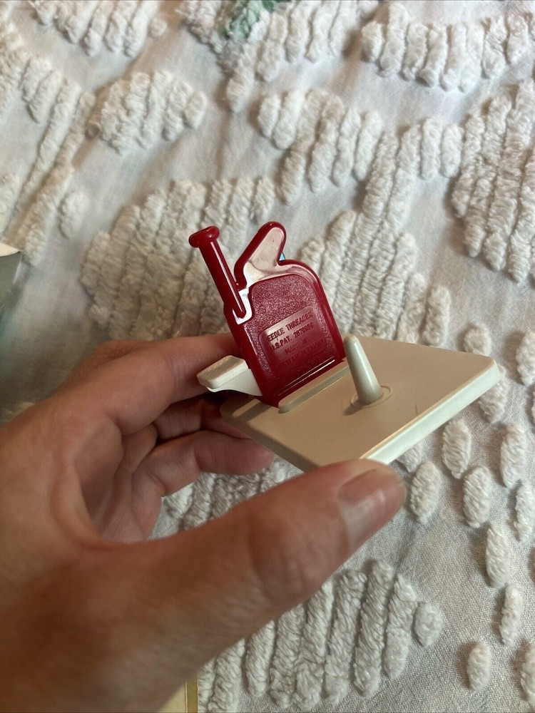 Vintage Witch Automatic Needle Threader with instructions Germany
