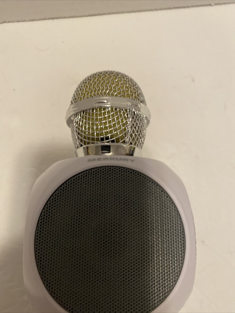 Merkury White Speaker Microphone