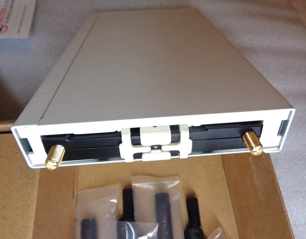 Accelerated / Digi 6350-SR06 LTE Cellular Router