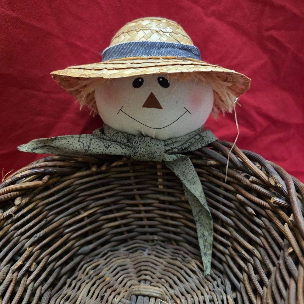 Scarecrow Sitter Basket